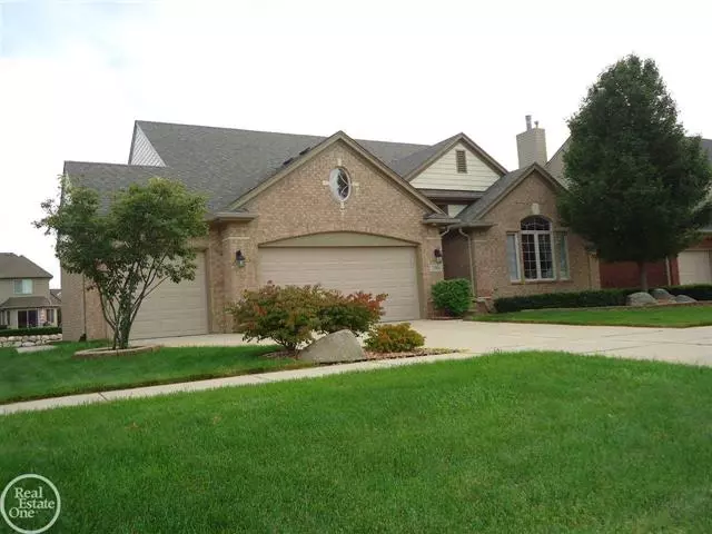 Macomb Twp, MI 48044,21906 Homestead