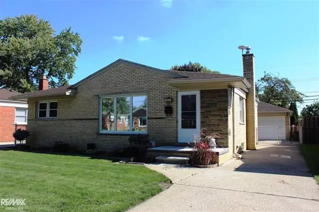 24908 Cubberness, St. Clair Shores, MI 48080