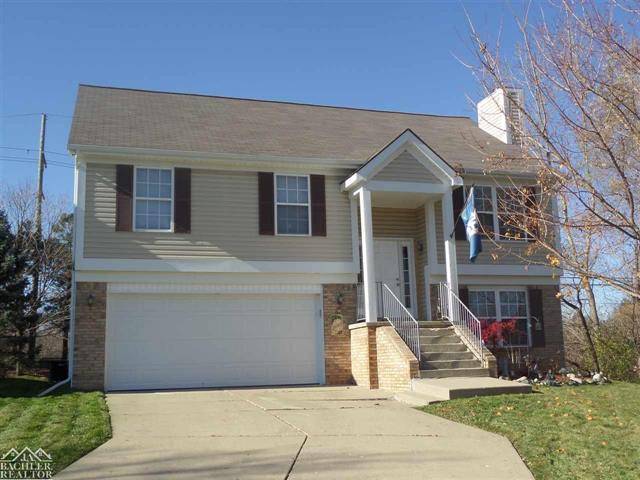 3090 Talon, Orion Twp, MI 48360