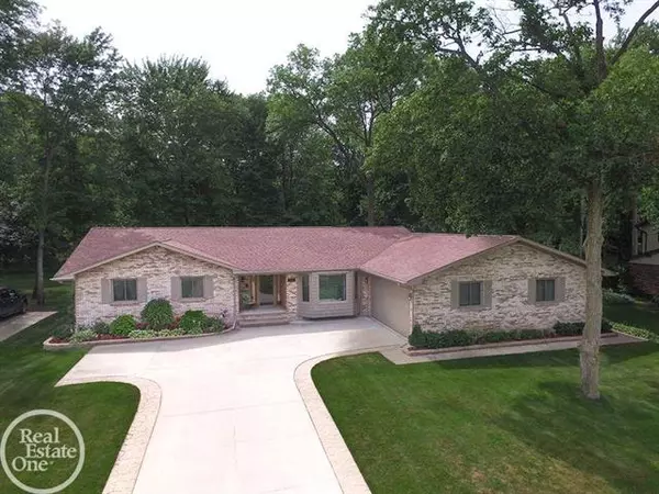 Shelby Twp, MI 48315,55201 Lordona Lane