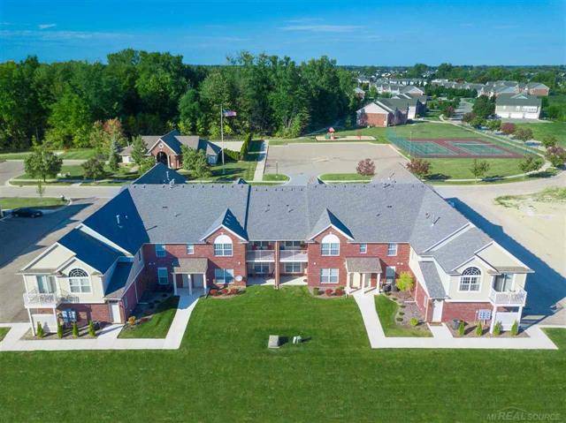 28262 SOUTH POINTE LANE, Chesterfield Twp, MI 48051