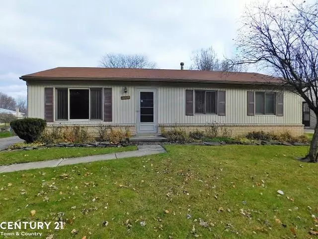 31674 Grove, Fraser, MI 48026