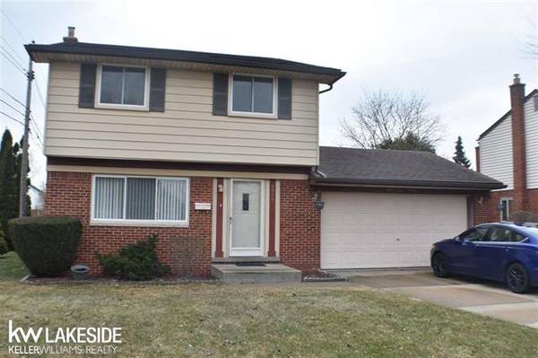 8916 Royce,  Sterling Heights,  MI 48313