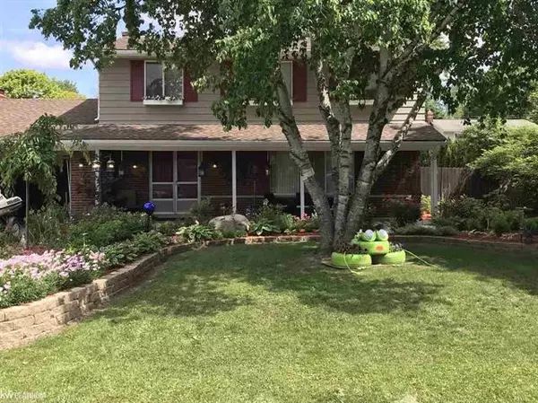 18641 Beatrice,  Clinton Twp,  MI 48036
