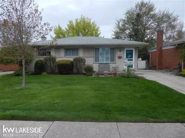 8485 Helen, Center Line, MI 48015