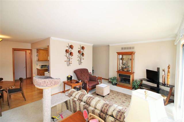 Warren, MI 48091,5440 Princeton Court