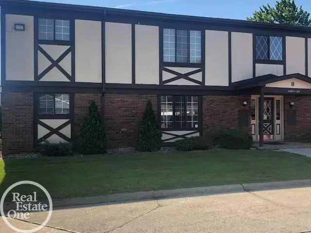 22879 Grove, St. Clair Shores, MI 48080