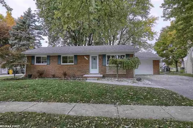 53651 ATHERTON, New Baltimore, MI 48047