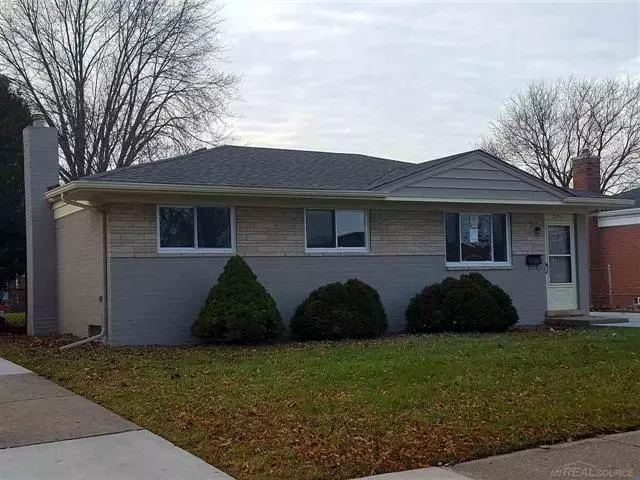 31311 Gardendale, Warren, MI 48088