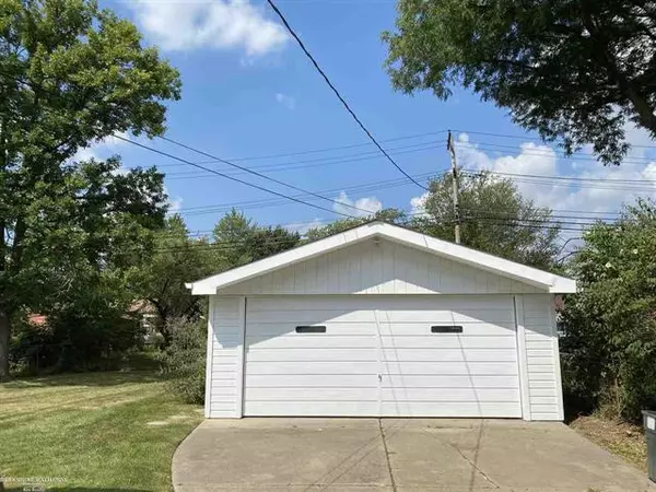 Clinton Township, MI 48035,35723 Strathcona St