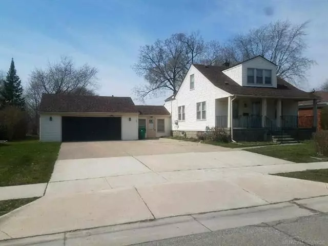 23177 Hayes, Eastpointe, MI 48021