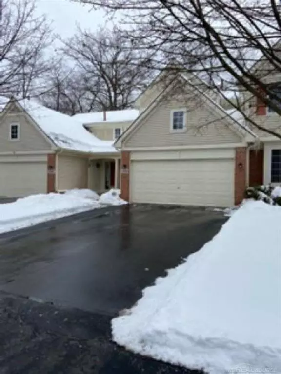 37029 Amhurst 45, Westland, MI 48185