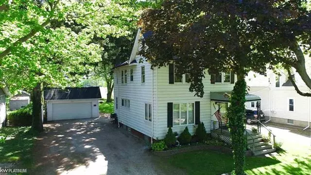 8605 Rattle Run Rd, Columbus Twp, MI 48063