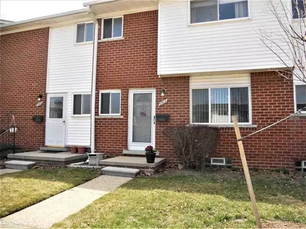 Center Line, MI 48015,8613 STERLING