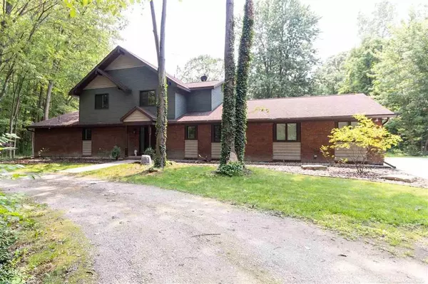 Columbus Twp, MI 48063,7857 KENDALL