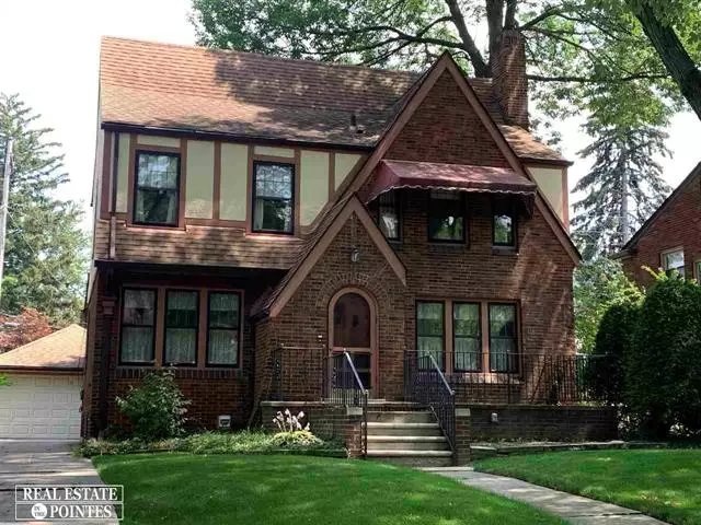 Grosse Pointe Park, MI 49230,1376 Bishop