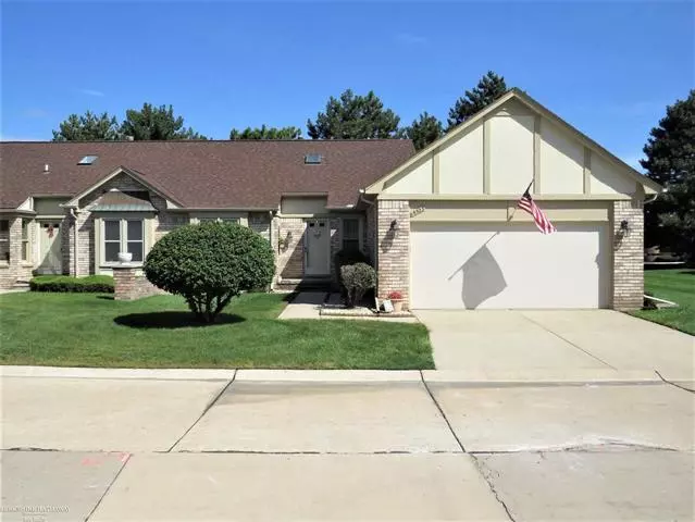 15525 Heather Ridge, Clinton Twp, MI 48038