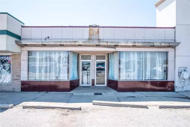 45637 Van Dyke Ave, Utica, MI 48317