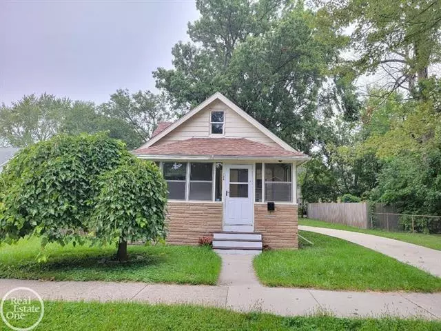 436 W Elza Ave., Hazel Park, MI 48030