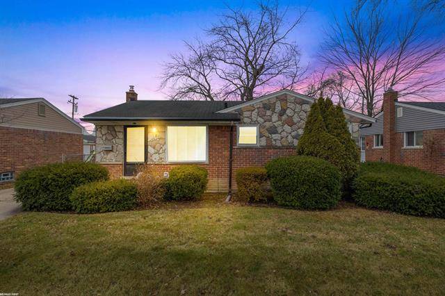 18022 S Wind, Fraser, MI 48026