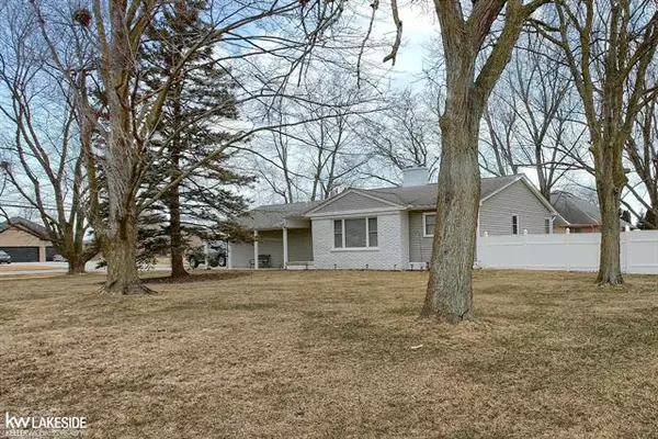 28431 Cotton,  Chesterfield,  MI 48047