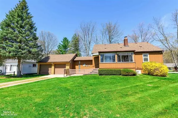 470 DIXIE BLVD, Algonac, MI 48001