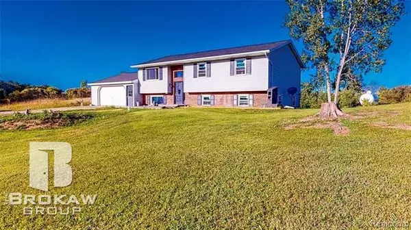 5643 Schott Rd, Fremont Twp, MI 48744