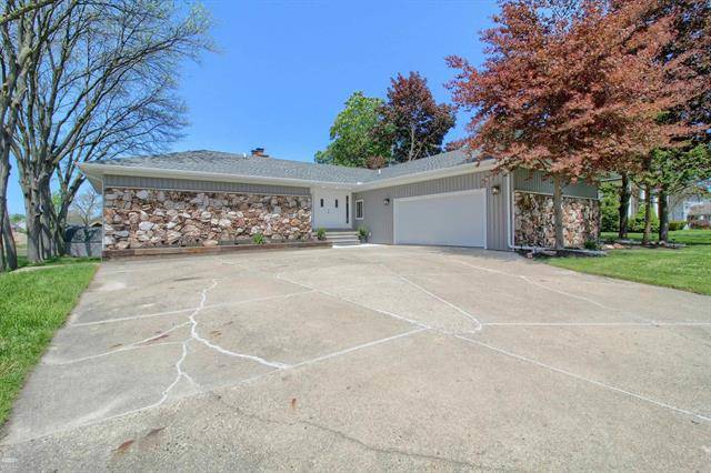 26669 South River, Harrison Twp, MI 48045