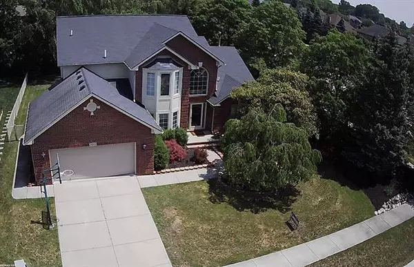 Macomb Twp, MI 48044,49008 Morning Glory