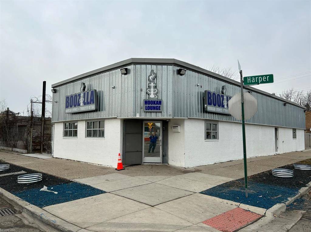 15125 Harper Avenue, Detroit, MI 48224