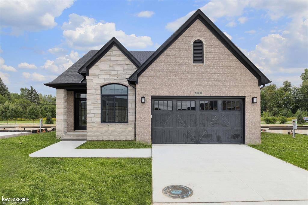 Macomb Twp, MI 48042,18714 Saint Joseph