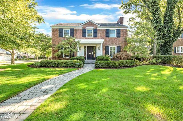 1042 Bishop, Grosse Pointe Park, MI 48230