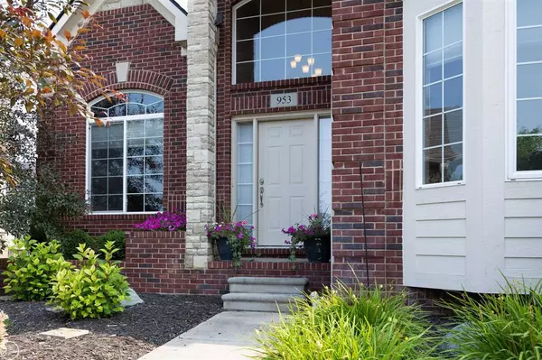 953 Westlake, Oxford Twp, MI 48371