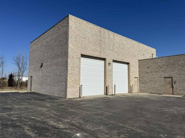 55951 Gratiot Avenue, Chesterfield Twp, MI 48051