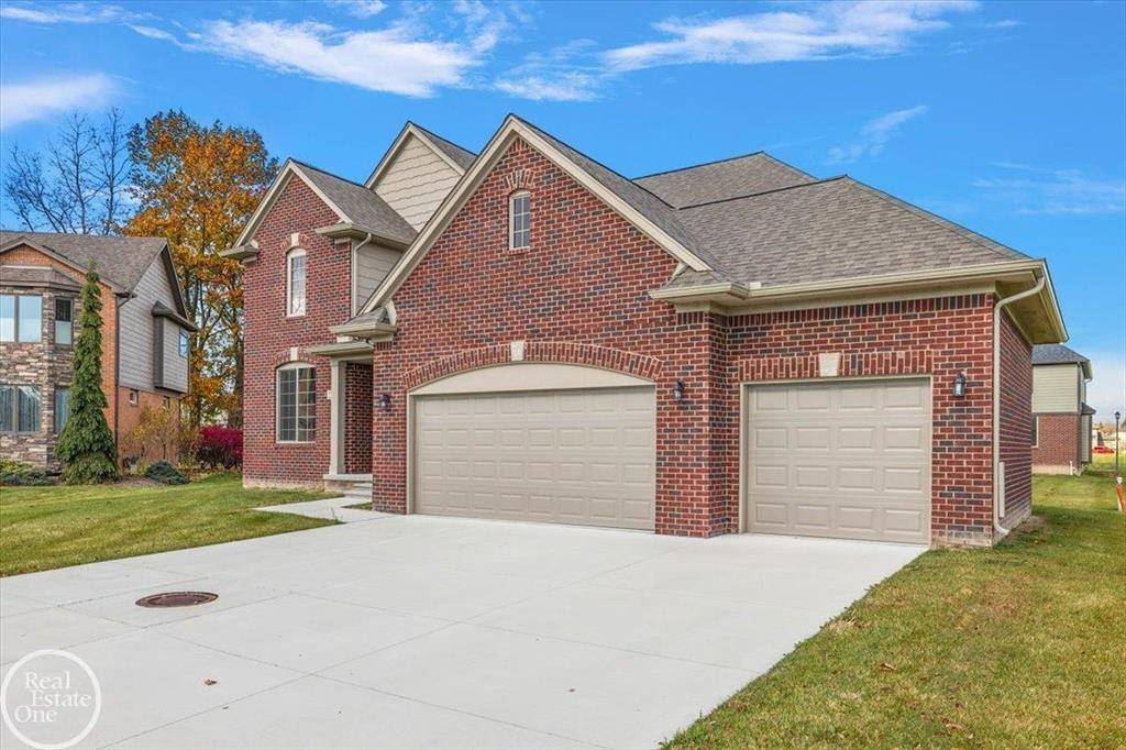 Macomb Twp, MI 48044,22121 Tahquamenon Court Lot #37
