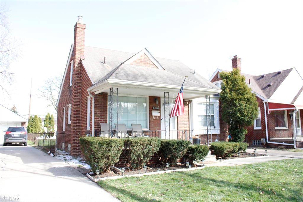 23092 David Avenue, Eastpointe, MI 48021