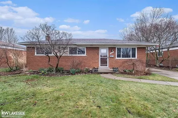 24520 Blackmar,  Warren,  MI 48091