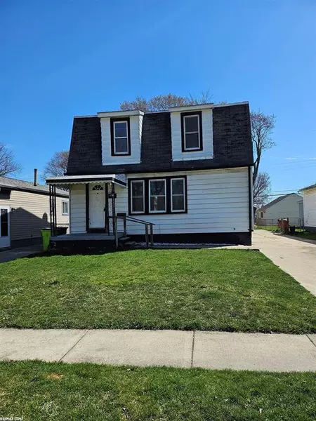 23040 Shakespeare Street, Eastpointe, MI 48021