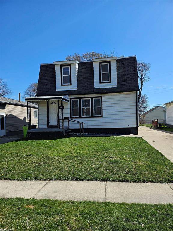 23040 Shakespeare Street,  Eastpointe,  MI 48021