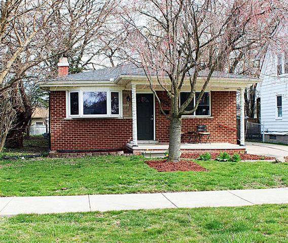 22307 Fresard, St. Clair Shores, MI 48080