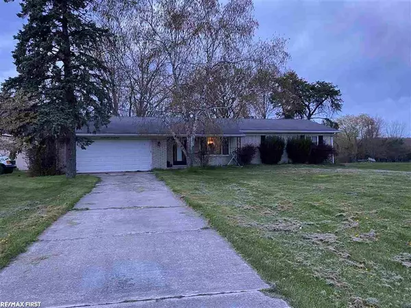 Columbus Twp, MI 48063,7878 Gratiot 7886 Gratiot