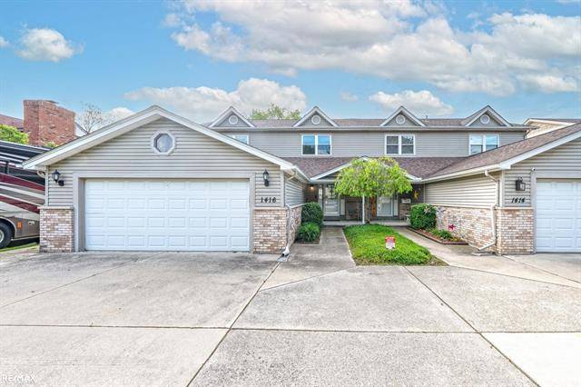 1416 Saint Clair River, Algonac, MI 48001
