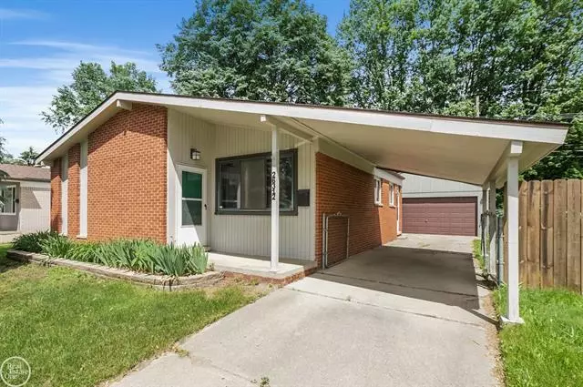 26312 Tawas Street, Madison Heights, MI 48071