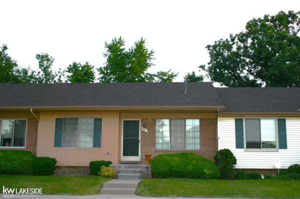 367 Fairgrove Street, Romeo Vlg, MI 48065