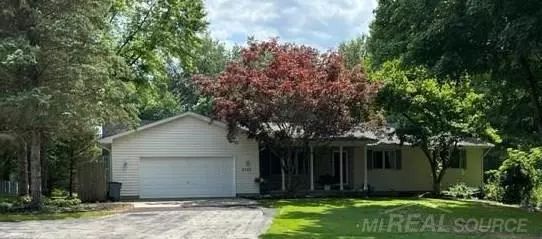 2122 Forest Drive, Lapeer, MI 48446