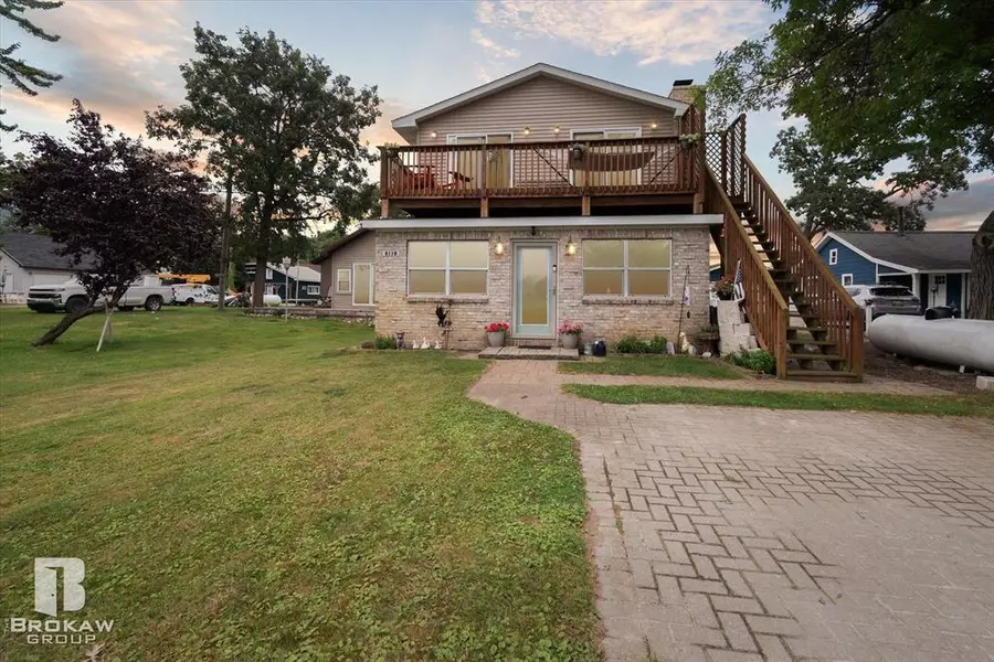 6110 Oakhurst Park Drive, Akron Twp, MI 48701