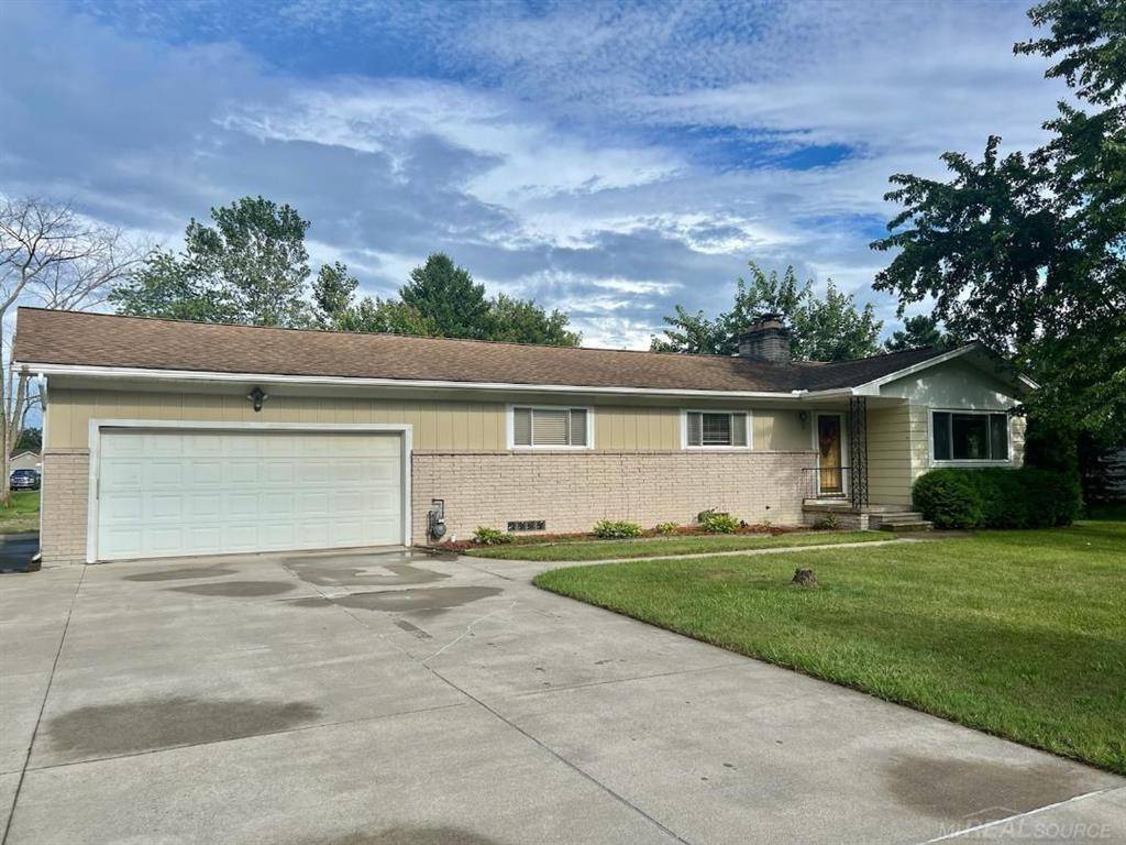 2884 WESTLAND Drive, Port Huron Twp, MI 48060