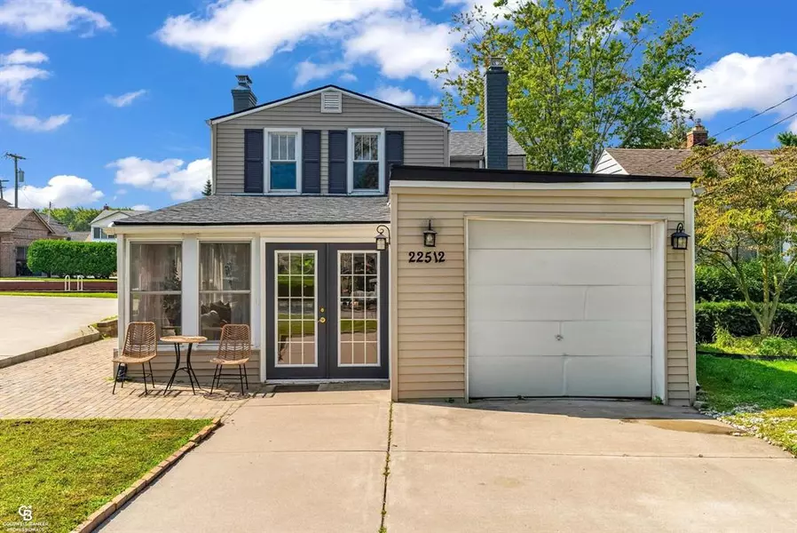 22512 Beach Street, St. Clair Shores, MI 48081