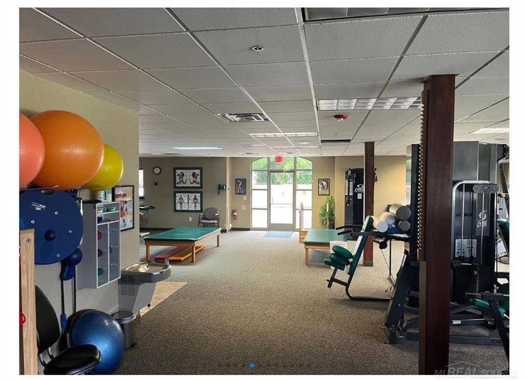 Macomb Twp, MI 48042,22537 Hall Road