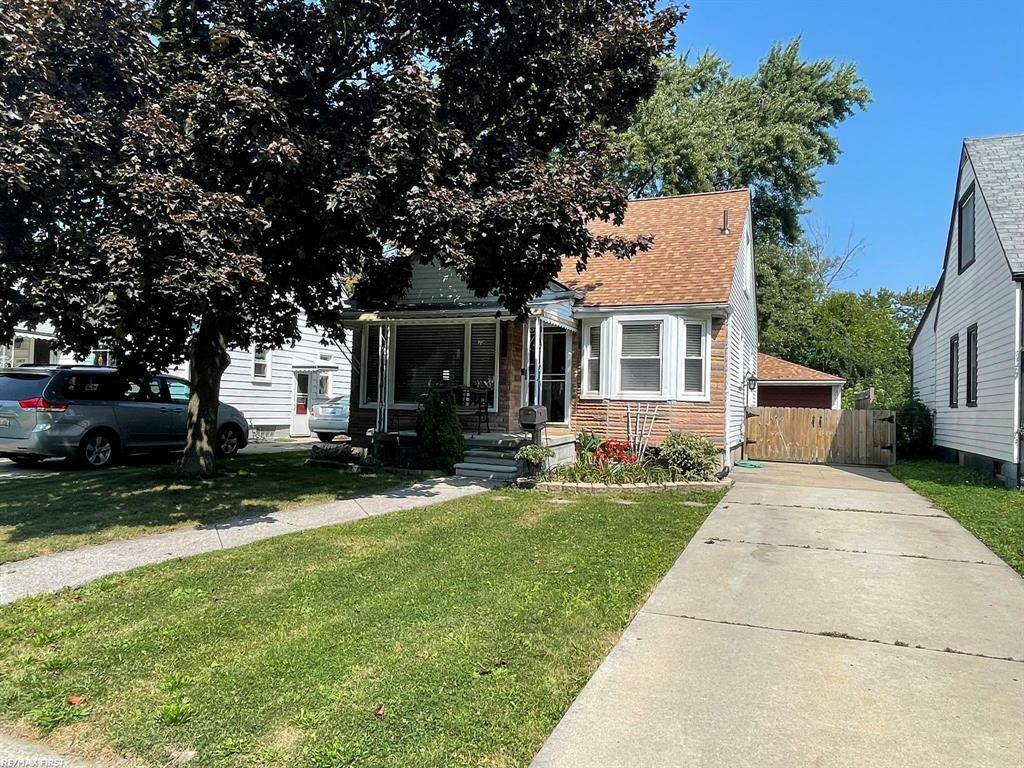 21619 Colony Street, St. Clair Shores, MI 48080